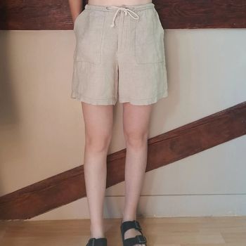 Short beige large en lin
