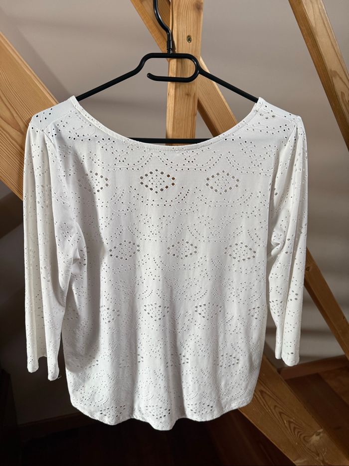 Haut blanc - photo numéro 3