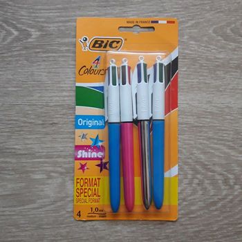 Lot de 4 stylos 4 couleurs Bic NEUF