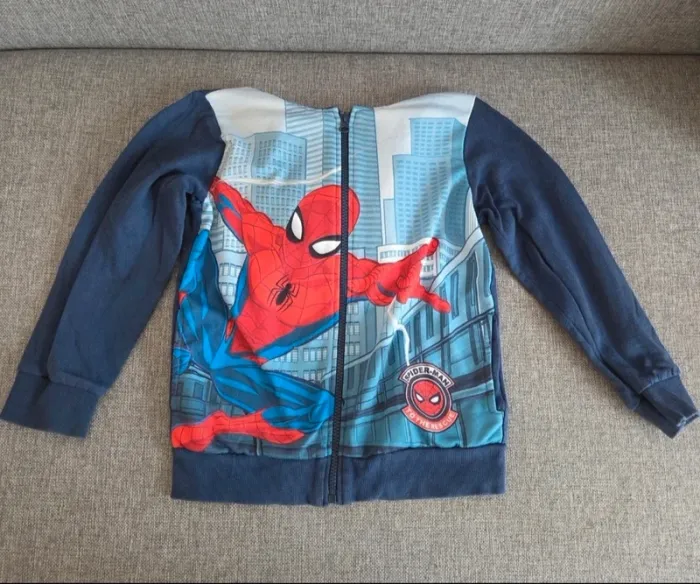 Jogging spiderman