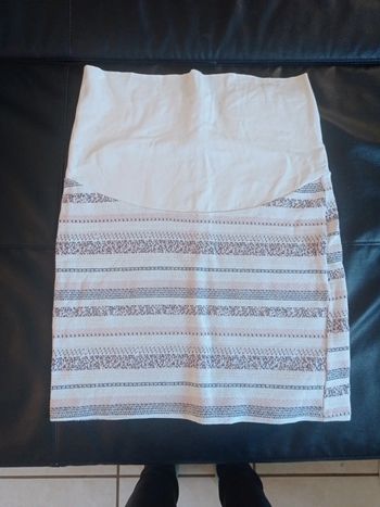 Jupe grossesse robe pale