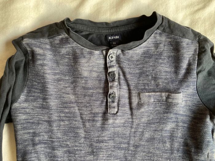 Tee-shirt manches longues style polo kiabi 8 ans - photo numéro 3