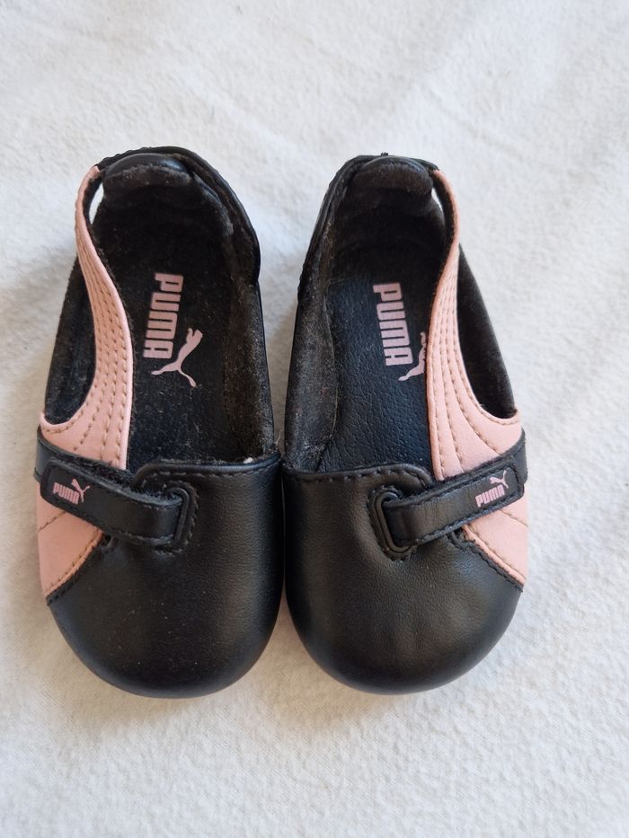 Sandales Puma bébé  taille 19