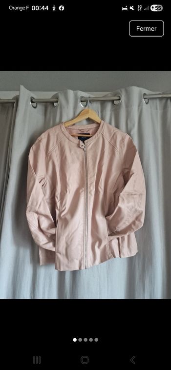 Blouson en cuir rose poudré