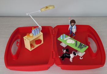Playmobil valisette vétérinaire