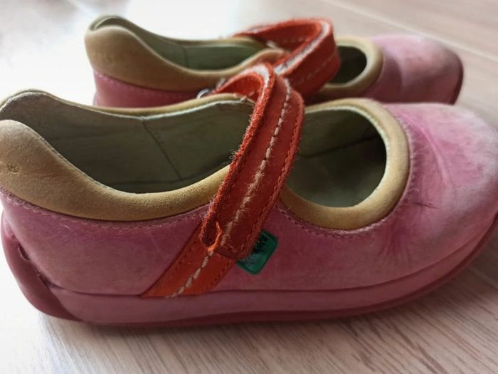 chaussures roses fille Kickers pointure 28