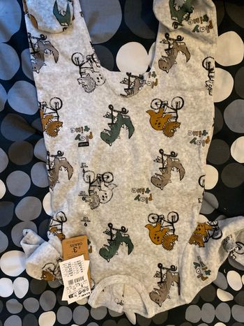 Pyjama dinosaure 9 mois