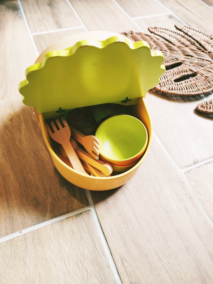 🧺Dinette panier pique nique vaisselles en bois et plastique marque Djeco - photo numéro 6