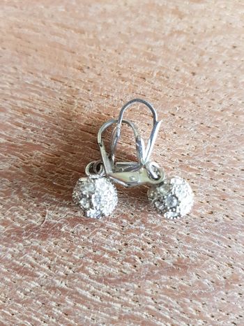 Boucle d d'oreille