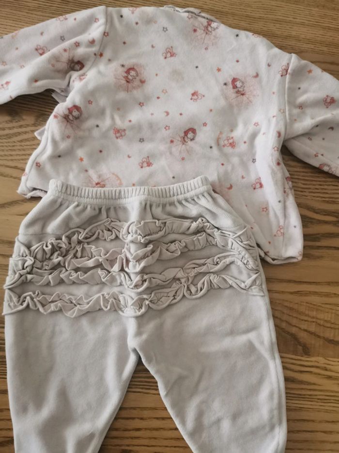 Pyjama 2 pièces 6 mois - photo numéro 4