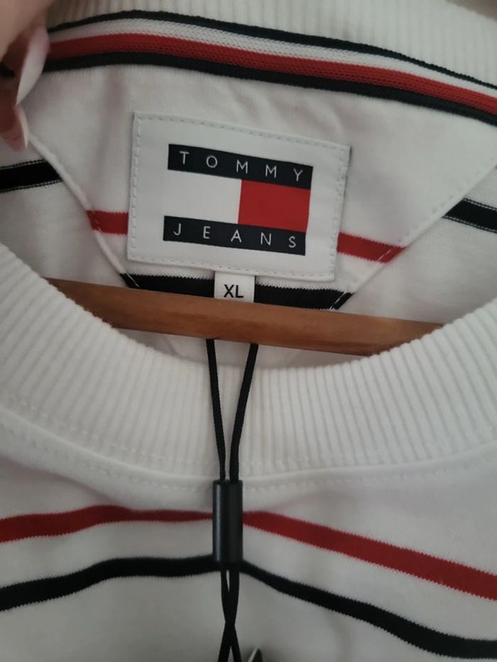 Tee shirt neuf tommy hilfiger T XL - photo numéro 4