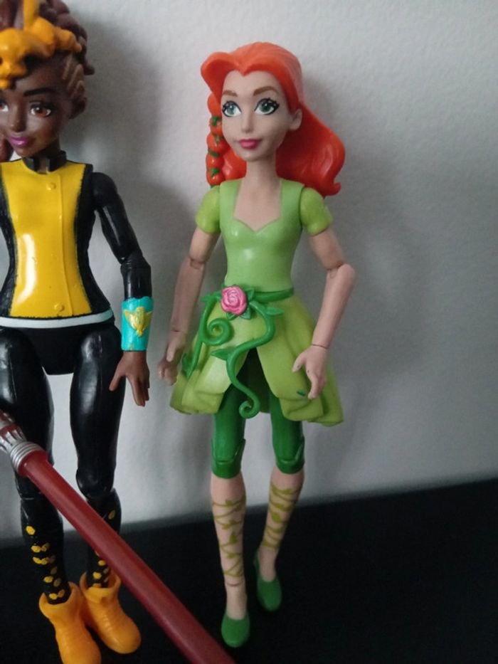Lot de 4 figurines super héros girl comics tbe - photo numéro 5