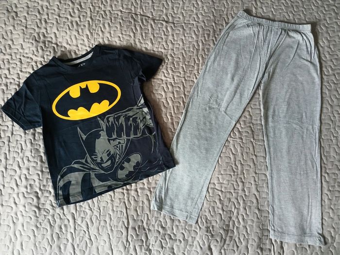 Pyjama fin deux pièces batman taille 4-6 ans