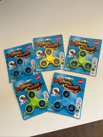 Lot spinners neufs
