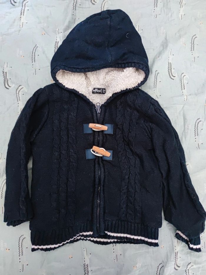 Gilet bleu marine fourré duffle-coat T.24 mois