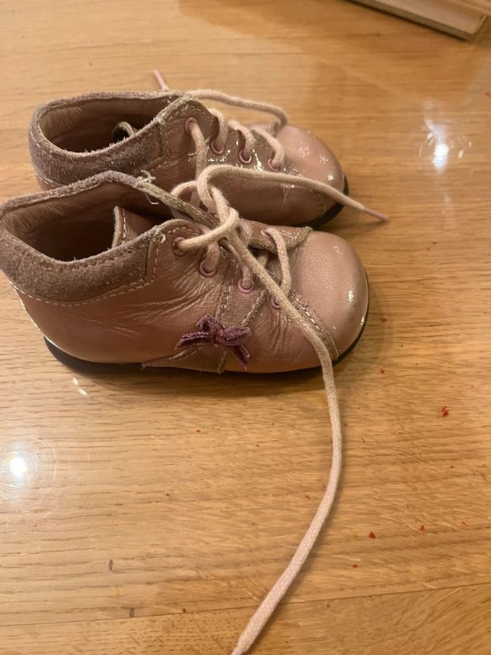 Chaussure vernis premier pas taille 18 - photo numéro 2