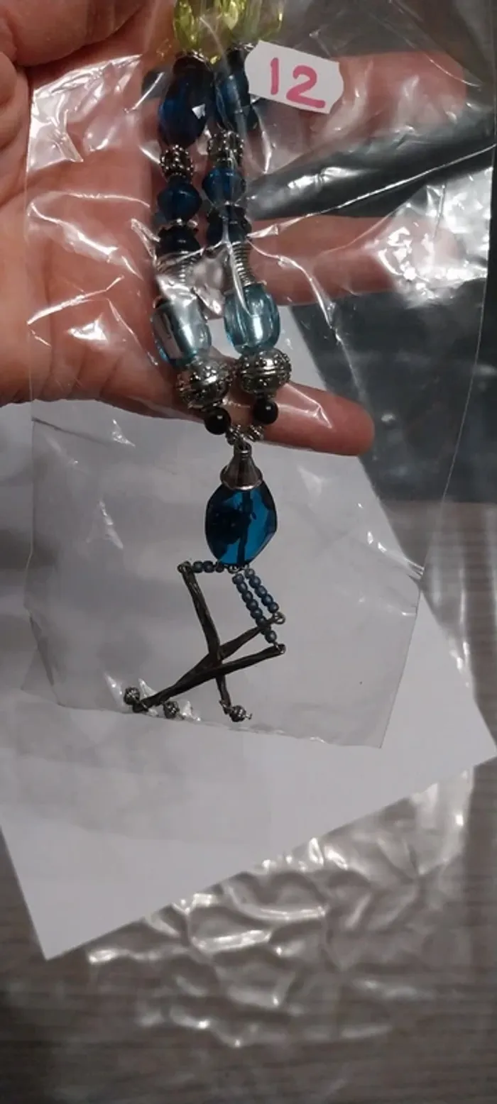 Collier fantaisie neuf - photo numéro 2