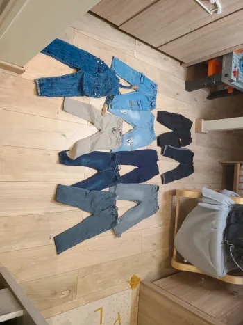 Lot pantalon jeans