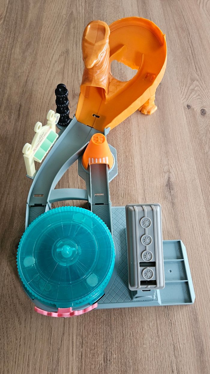 Circuit radiator springs et mini flash Mc Queen - photo numéro 2