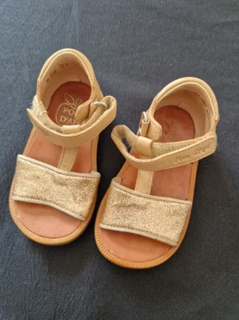 Sandales