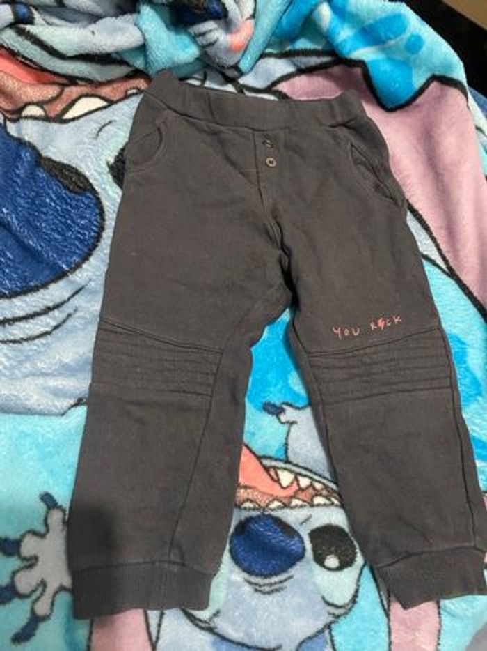 Lot jogging enfant 2 ans - photo numéro 4