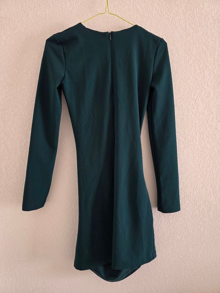 Jolie robe verte zara taille xs - photo numéro 6