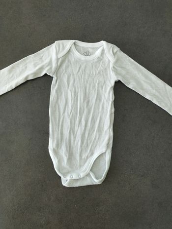 Bavoir rayé taille 12 mois