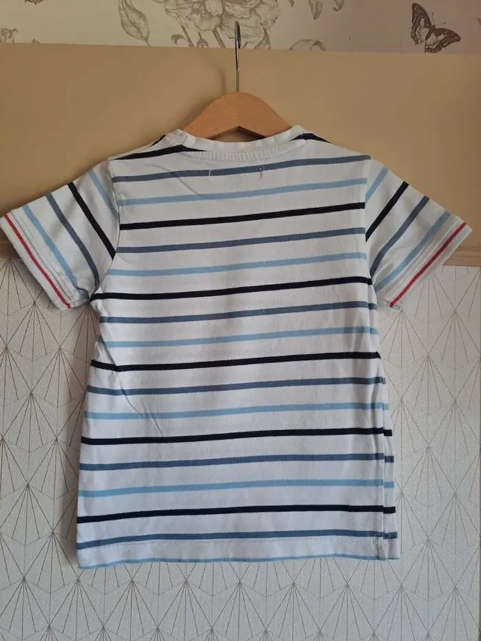 Lot 3 t-shirts garçon 5 ans MC qqs tâches prix mini - photo numéro 9