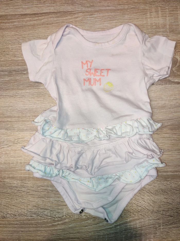 Lot combinaisons bodie 12 mois - photo numéro 4