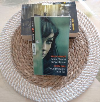 Livre Harlequin numéro 549