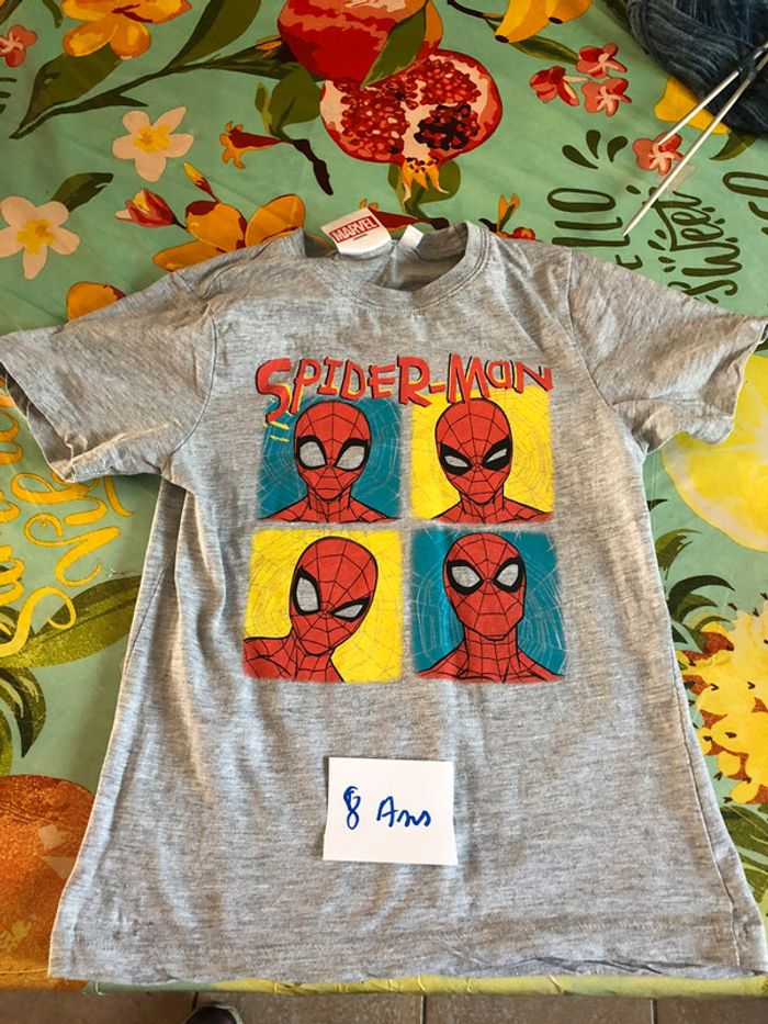 Lot de 2 t-shirt Spiderman - photo numéro 2