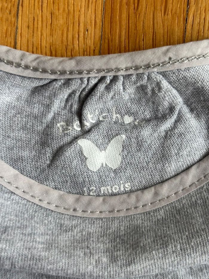 Haut Boutchou gris 12 mois très bon état - photo numéro 4