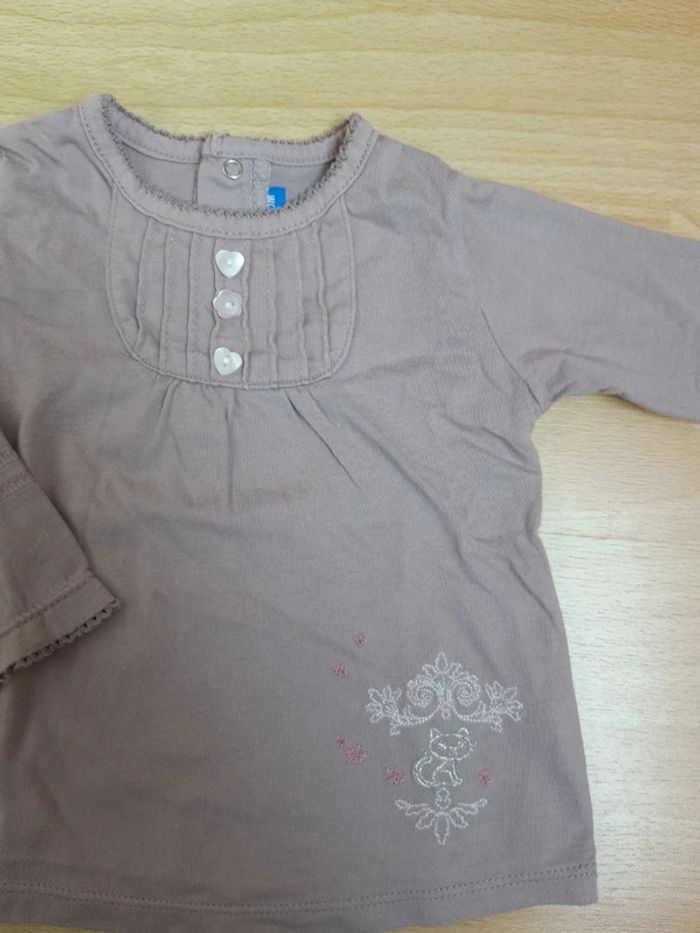 Tee-shirt manches longues Bout'chou 9 mois TBE - photo numéro 2