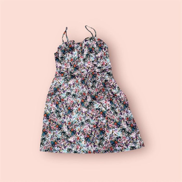 💫 Jolie robe cache cache fleuri taille S/M 💫 - photo numéro 2