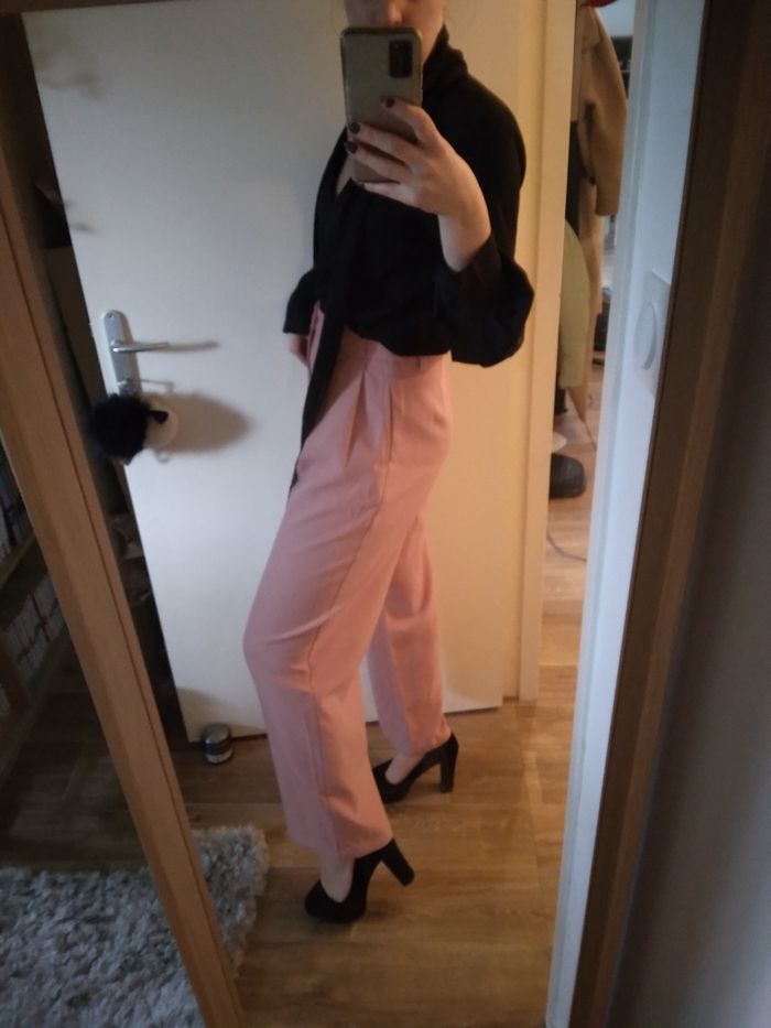 Pantalon rose fluide - photo numéro 3