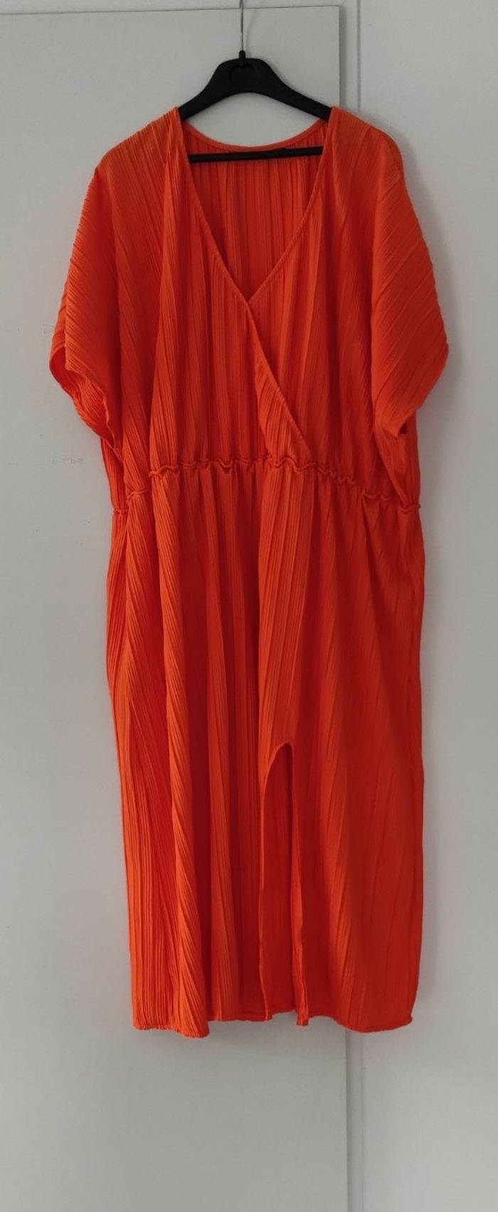 Robe orange marque Kiabi taille 50-52 pour femme - photo numéro 3
