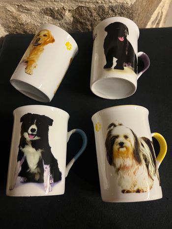 Superbe lot de 4 mug chiots