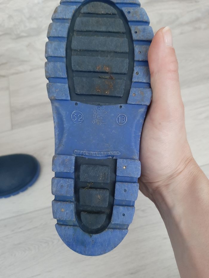Bottes de pluie mixte bleu marine pointure 32 en très bon etat - photo numéro 8