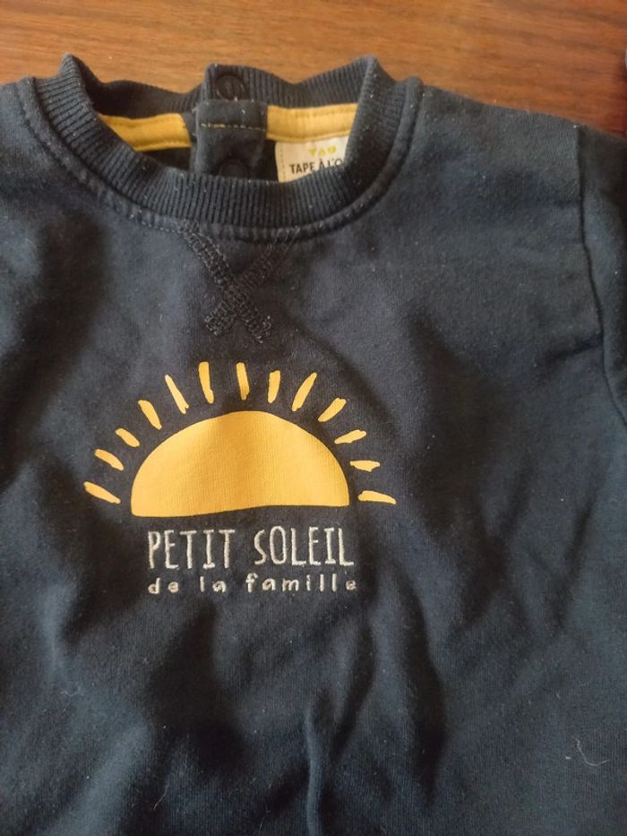 Sweat "petit soleil de la famille"tao 6mois - photo numéro 3