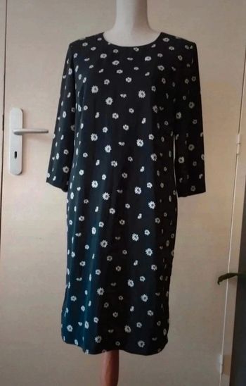 Jolie robe Anne Weyburn taille 38
