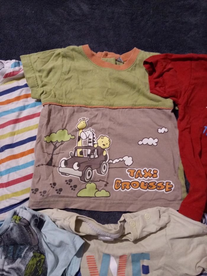 Lot de 6 t-shirts + 2 bobs 24 mois - photo numéro 3