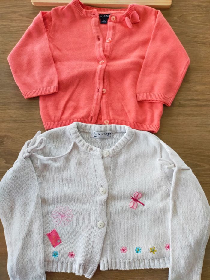 Gilets fille taille 6mois - photo numéro 2