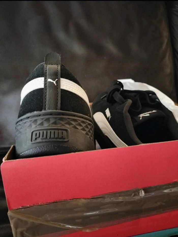Baskets "Puma" smash noires et blanches neuves - photo numéro 5