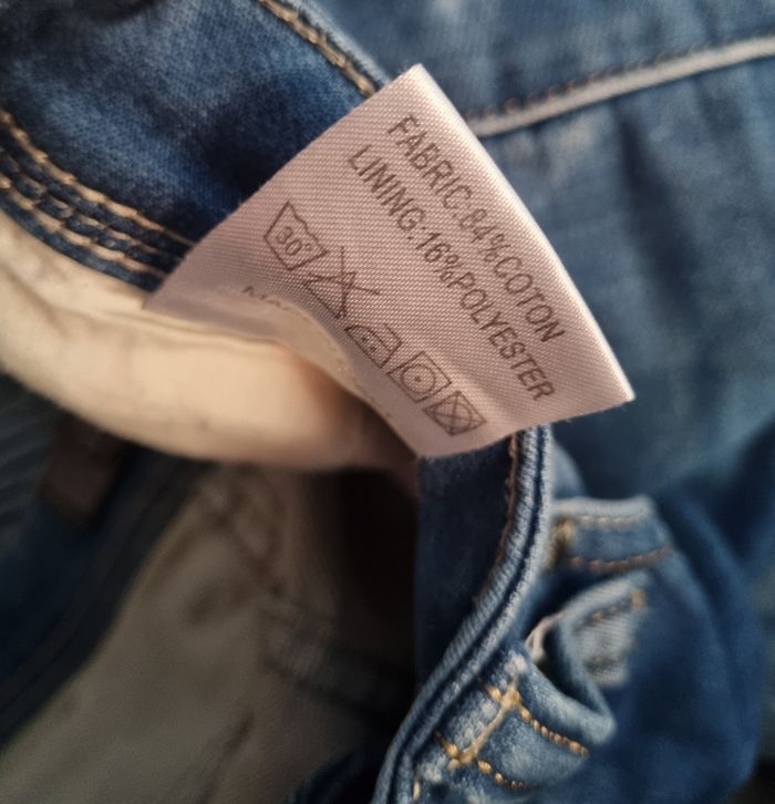 Jean bleu taille 28 comme neuf - photo numéro 9