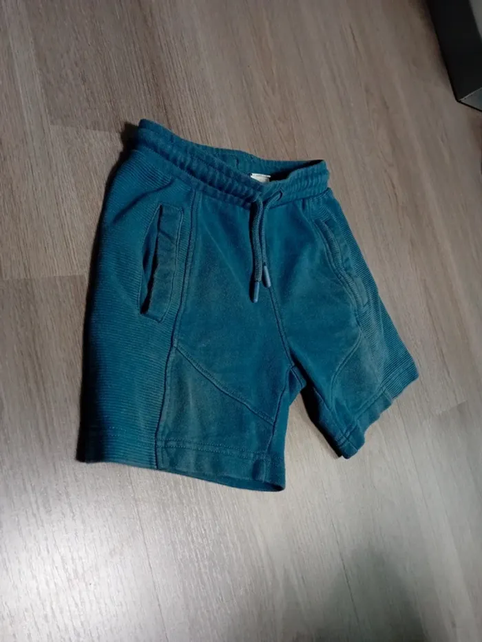 Short kiabi 6 ans - photo numéro 2