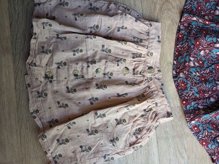 Lot jupes et robes filles 3-4 ans - photo numéro 2