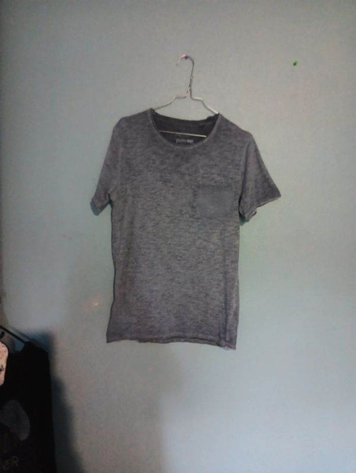 Tee-shirt