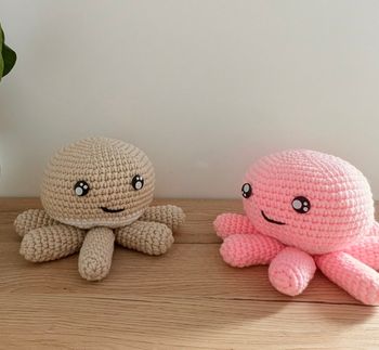 Poulpe au crochet - fait main - grosse laine acrylique 