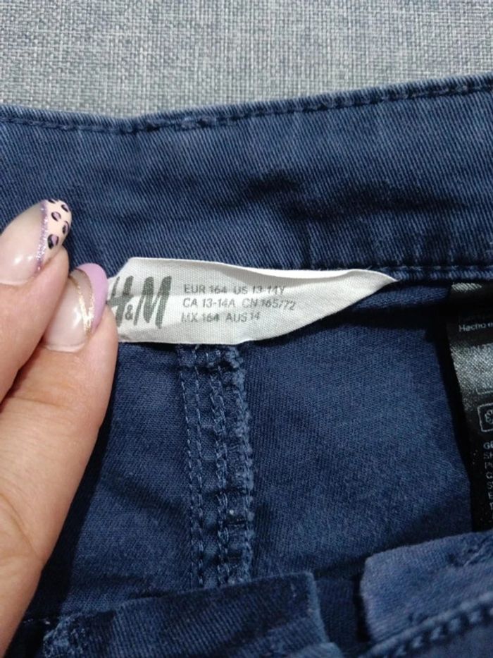 C55 short marine H&M 13-14 ans - photo numéro 3