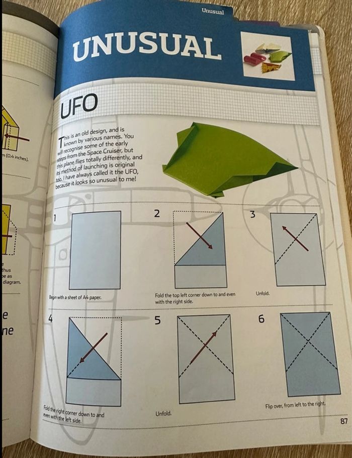 Livre en anglais Paper Planes - photo numéro 3